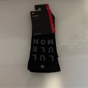 NWT Lululemon Power Stride Crew Length Black socks